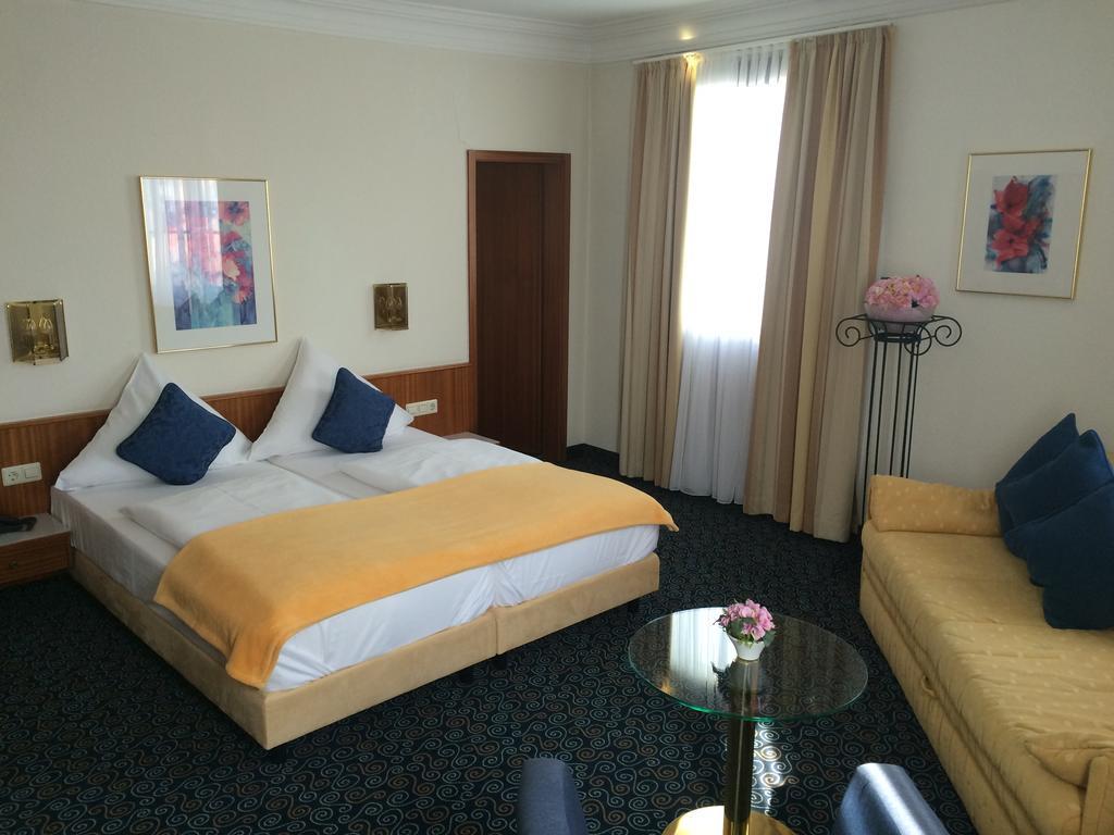 Stadthotel 3*